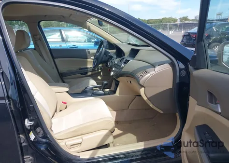 2010 Honda Accord 2.4 Lx-P from USA, damaged, VIN 1HGCP2F40AA019630